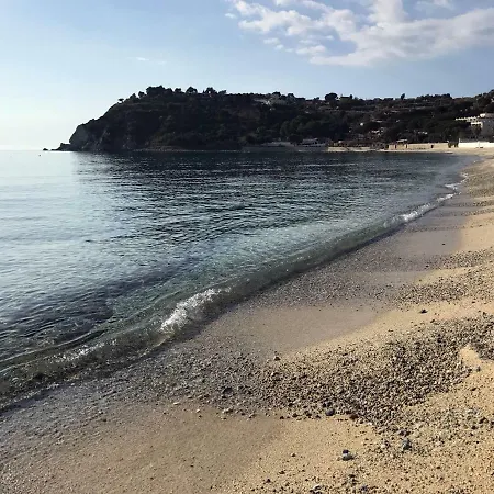 Direttamente A Mare * Capo Vaticano